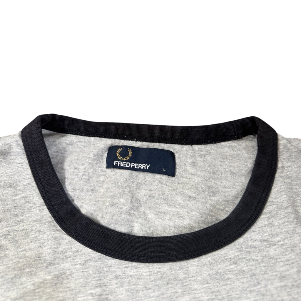Fred Perry Tshirt (L)