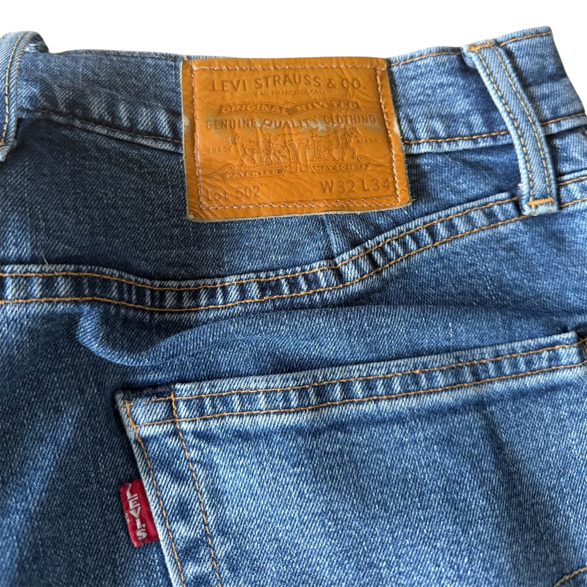 Levis 502 Jeans (M)