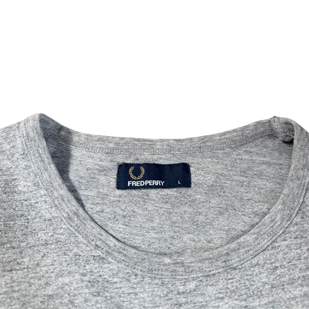 Fred Perry Tshirt (L)